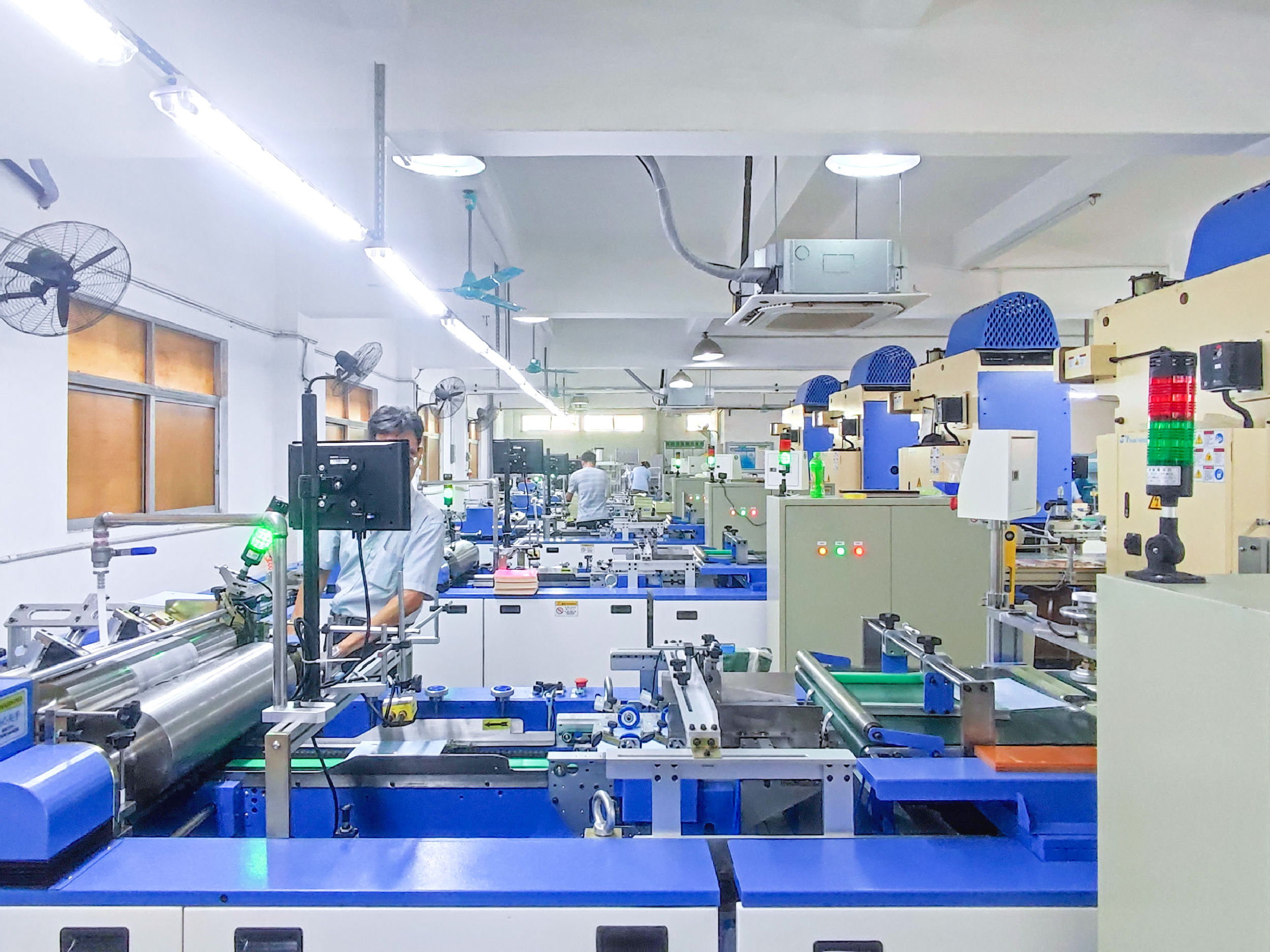 Wa Fai Factory: Intelligent Jigsaw Book Production Line